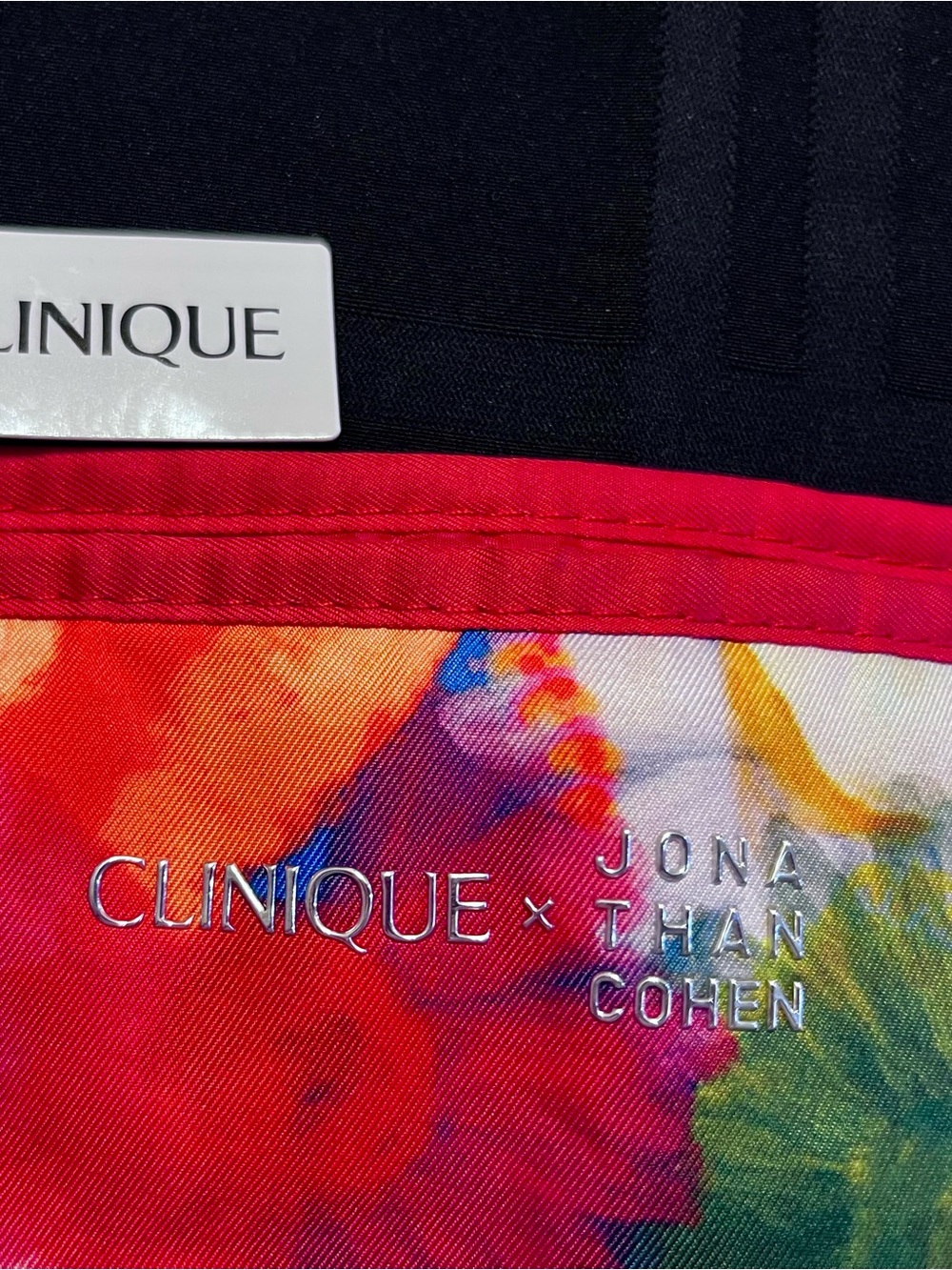 🌸 Bright Floral Red Tote Bag - Vibrant Multicolor Flower Print 🌺